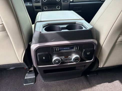 Used 2021 Ford Expedition Platinum AWD/4WD image 11