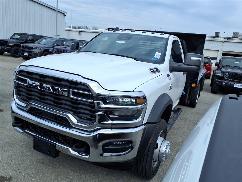 New 2026 RAM 5500 Tradesman w/ Chrome Appearance Group AWD/4WD image 8