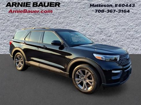 Used 2022 Ford Explorer XLT w/ Equipment Group 202A AWD/4WD image 1