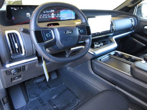 New 2026 Ford Expedition Max Platinum AWD/4WD image 13