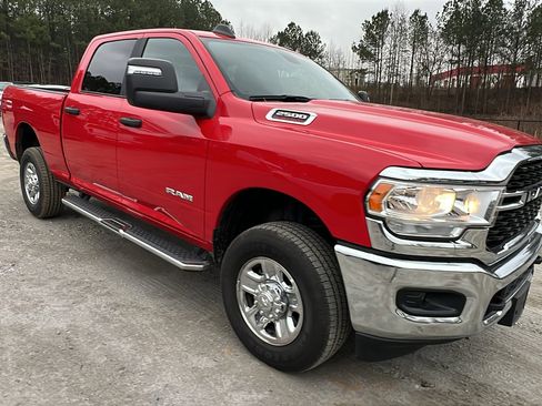 Used 2024 RAM 2500 Big Horn w/ Bed Utility Group image 5