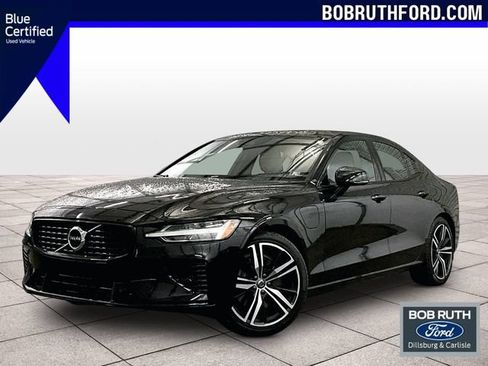 Used 2021 Volvo S60 T8 R-Design Expression w/ Premium Package AWD/4WD image 1