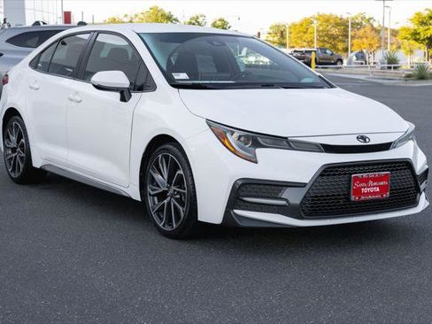 Certified 2020 Toyota Corolla SE w/ Carpet Mat Package (TMS) FWD image 3