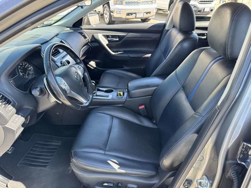 Used 2018 Nissan Altima 2.5 SR w/ SR Midnight Edition image 20