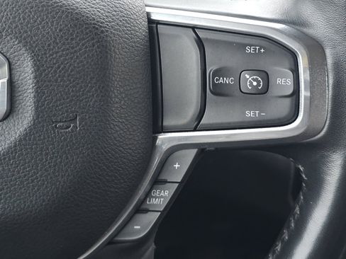 Used 2022 RAM 1500 Laramie image 32
