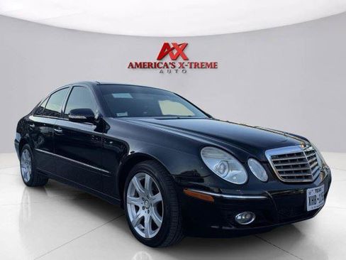 Used 2008 Mercedes-Benz E 350 4MATIC Sedan image 9