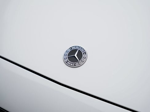 Used 2023 Mercedes-Benz E 450 Coupe image 13
