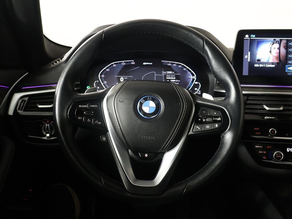 Used 2023 BMW 530e xDrive w/ Convenience Package AWD/4WD image 37