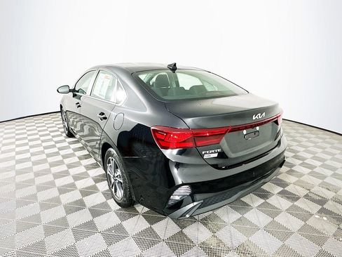 Used 2024 Kia Forte LXS image 7