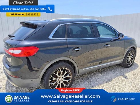 Used 2016 Lincoln MKX Reserve w/ Technology Package FWD image 4