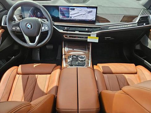 Used 2026 BMW X5 xDrive40i w/ Executive Package AWD/4WD image 15
