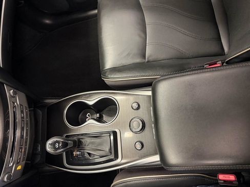 Used 2020 INFINITI QX60 Luxe w/ Essential Package FWD image 24