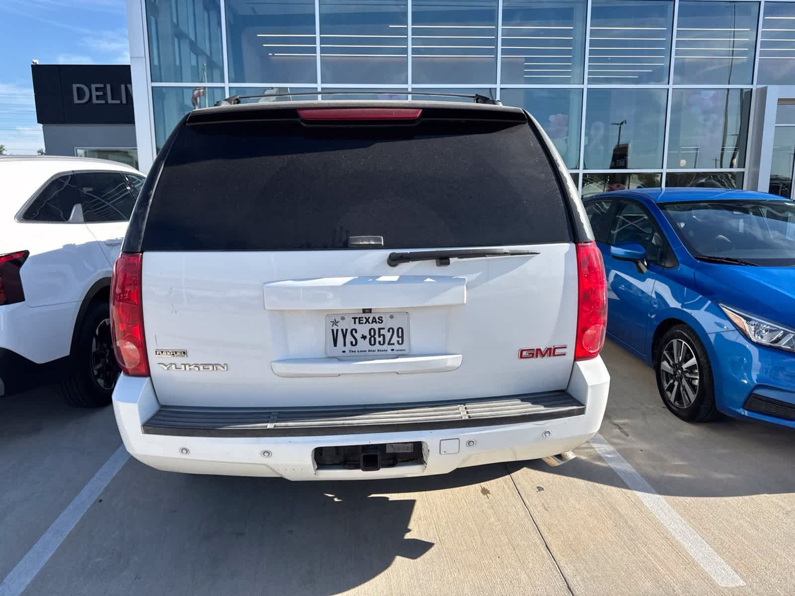 Used 2012 GMC Yukon SLT RWD image 3