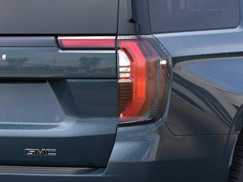 New 2026 GMC Yukon XL Denali Ultimate w/ LPO, Floor Liner Package AWD/4WD image 11