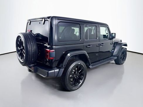 Used 2021 Jeep Wrangler Unlimited Sahara 4xe image 9
