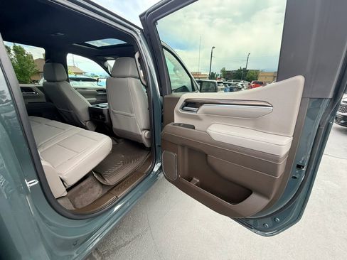 Used 2026 Chevrolet Silverado 1500 LT Trail Boss w/ Convenience Package II AWD/4WD image 21