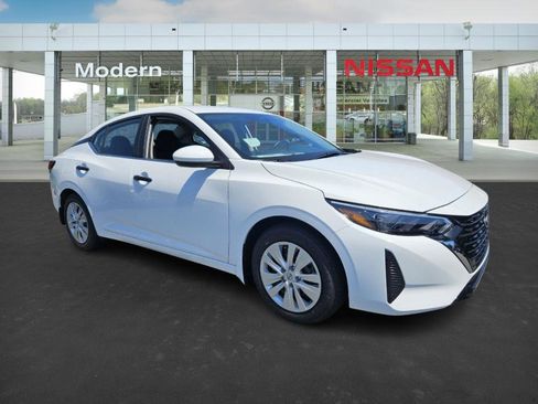 New 2025 Nissan Sentra S image 2