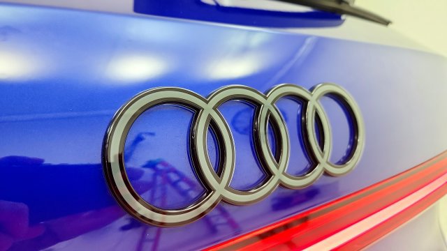 Used 2025 Audi SQ5 Premium Plus AWD/4WD image 32