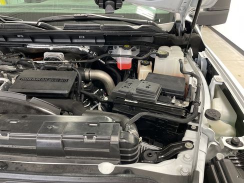 Used 2024 GMC Sierra 3500 Denali image 40