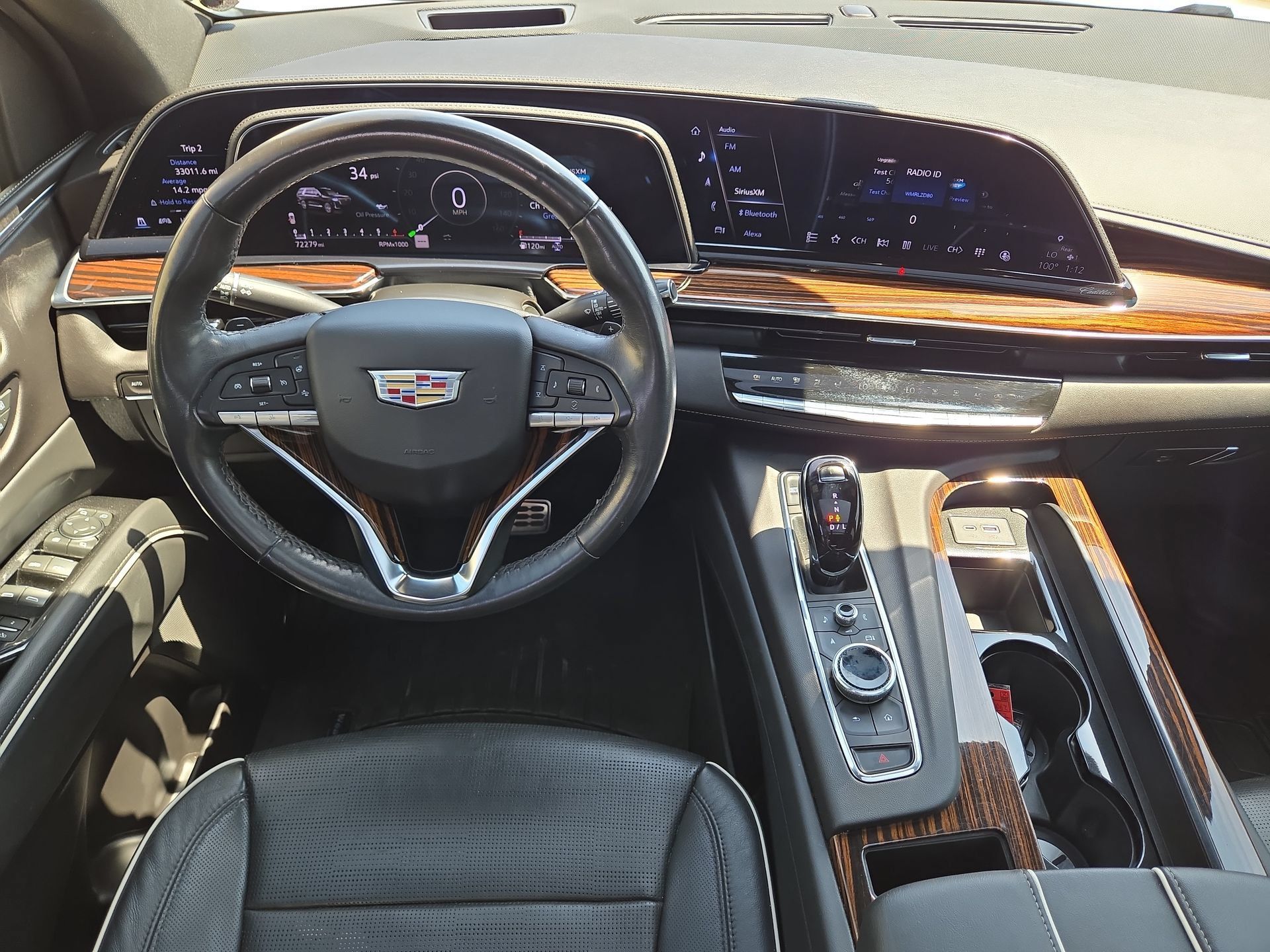 Used 2022 Cadillac Escalade ESV Premium Luxury AWD/4WD image 14