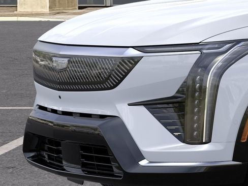 New 2026 Cadillac Optiq Luxury 2 RWD image 13