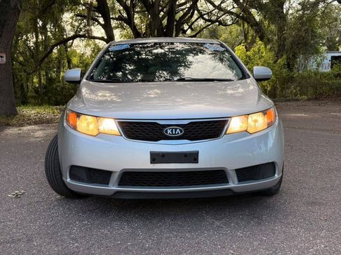 Used 2012 Kia Forte LX FWD image 2