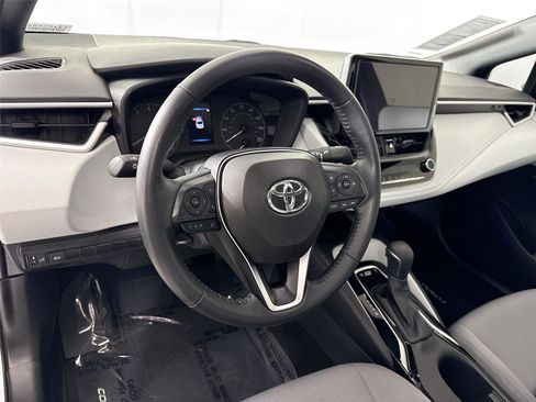 Certified 2024 Toyota Corolla SE w/ SE Premium Package image 4