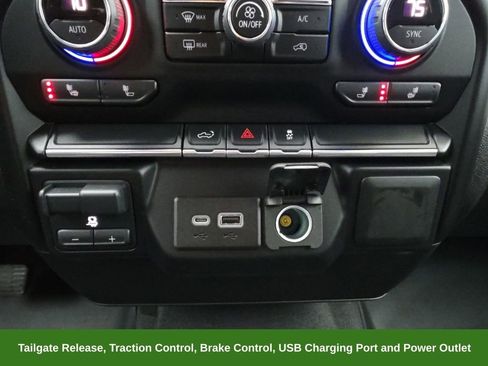 Used 2022 Chevrolet Silverado 2500 LT w/ Convenience Package image 31