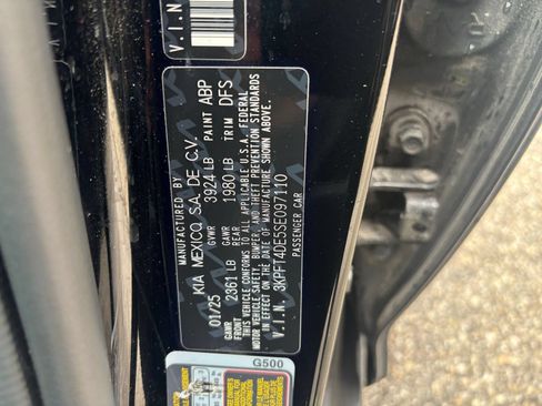 Used 2025 Kia K4 FWD image 29