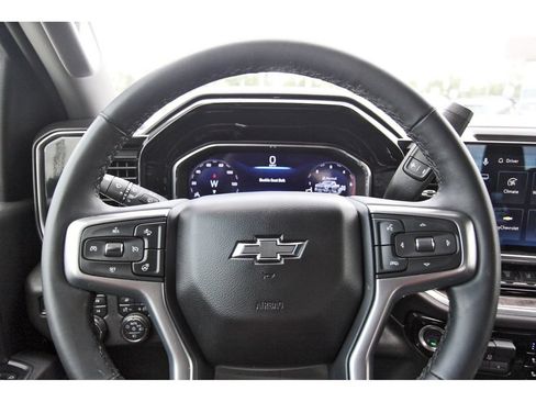 Used 2025 Chevrolet Silverado 2500 LTZ w/ Trail Boss Package AWD/4WD image 17