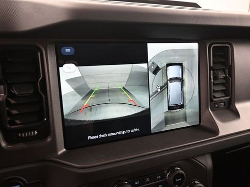 New 2025 Ford Bronco Badlands image 14