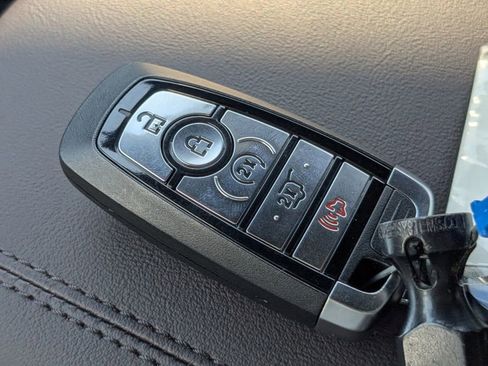 New 2026 Ford Explorer Platinum image 34