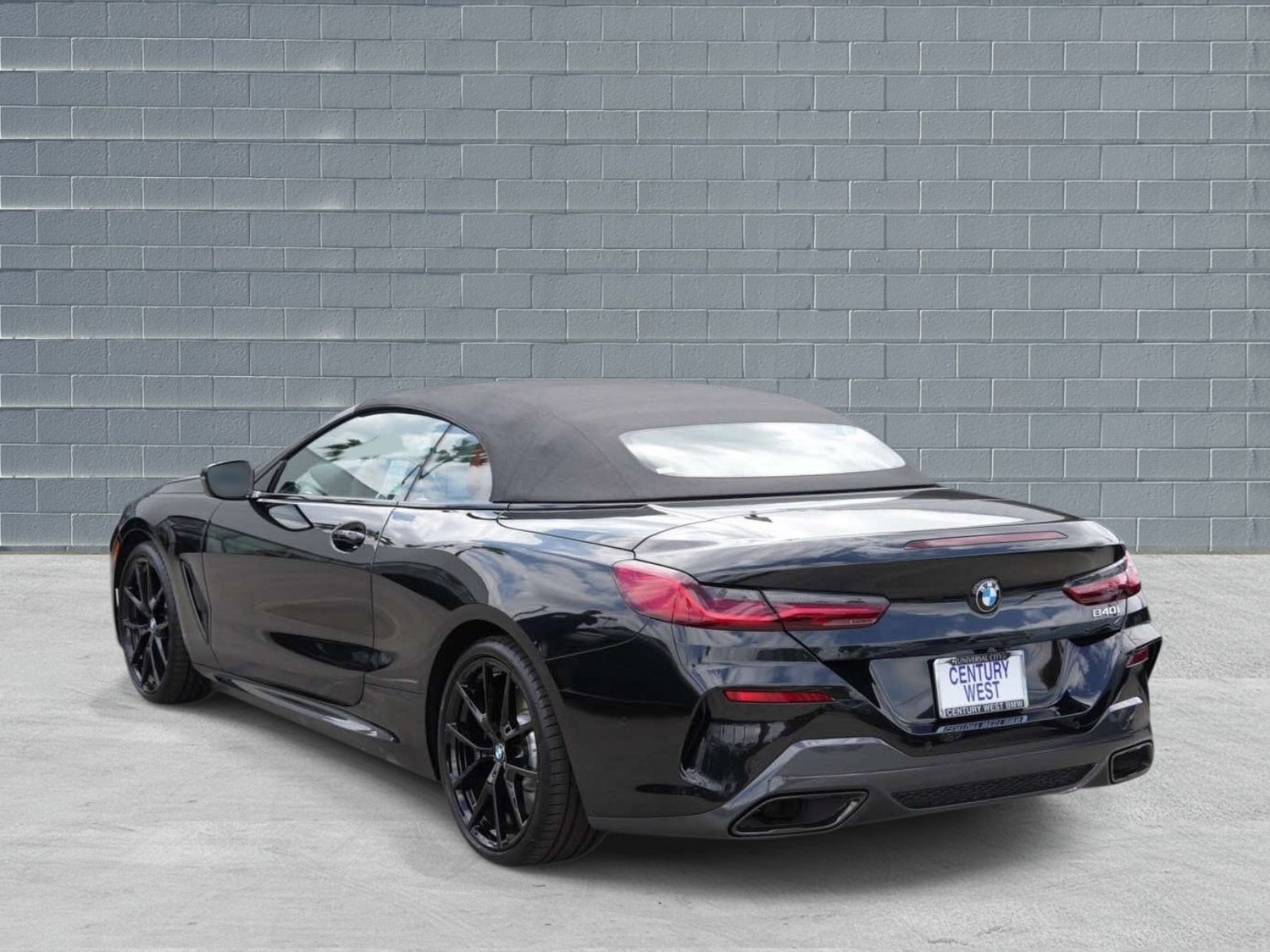 Used 2026 BMW 840i Convertible RWD image 3