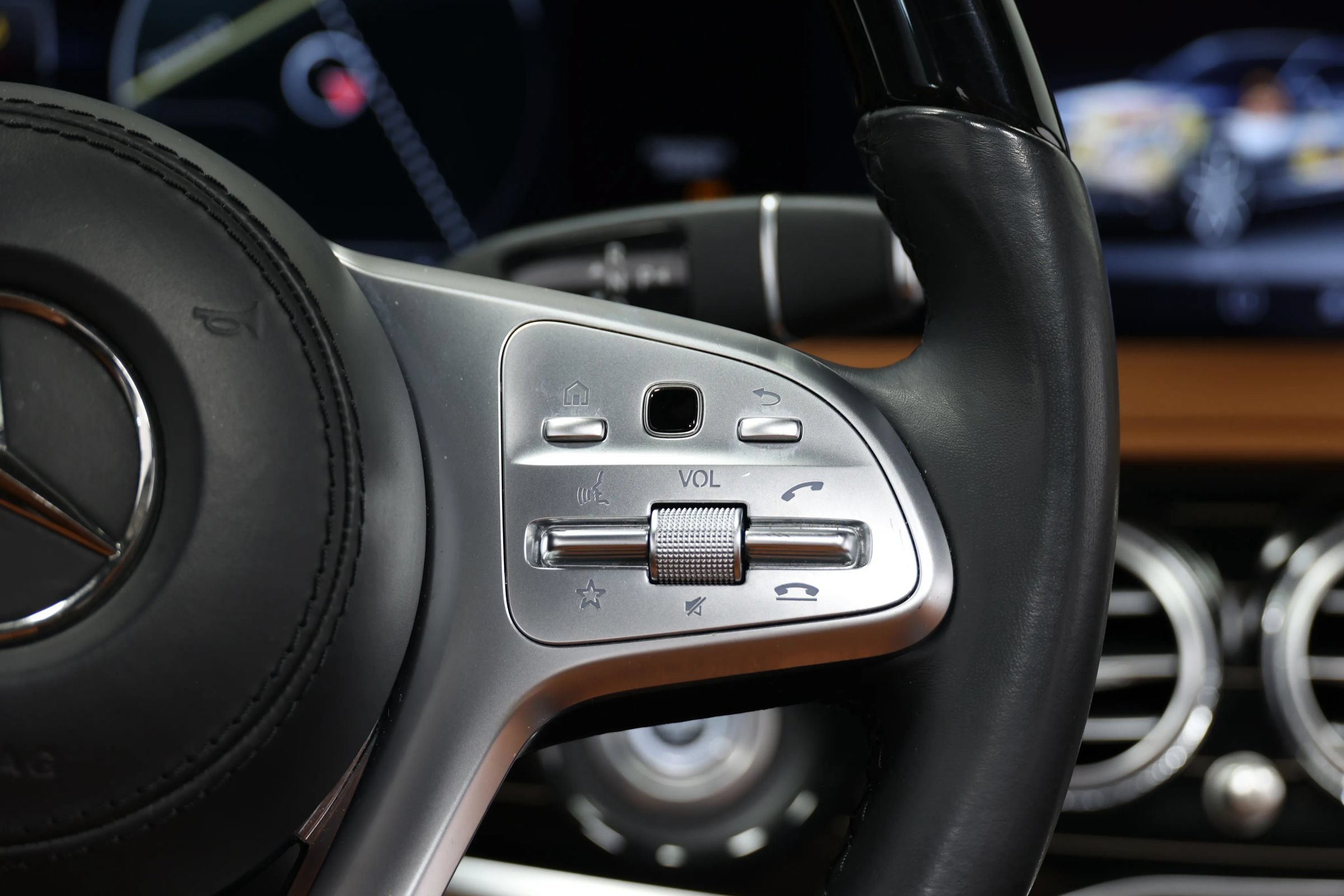 Used 2019 Mercedes-Benz Maybach S 560 4MATIC image 30