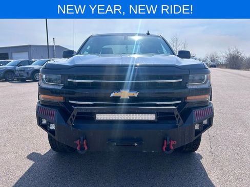 Used 2017 Chevrolet Silverado 1500 LT w/ All Star Edition image 9