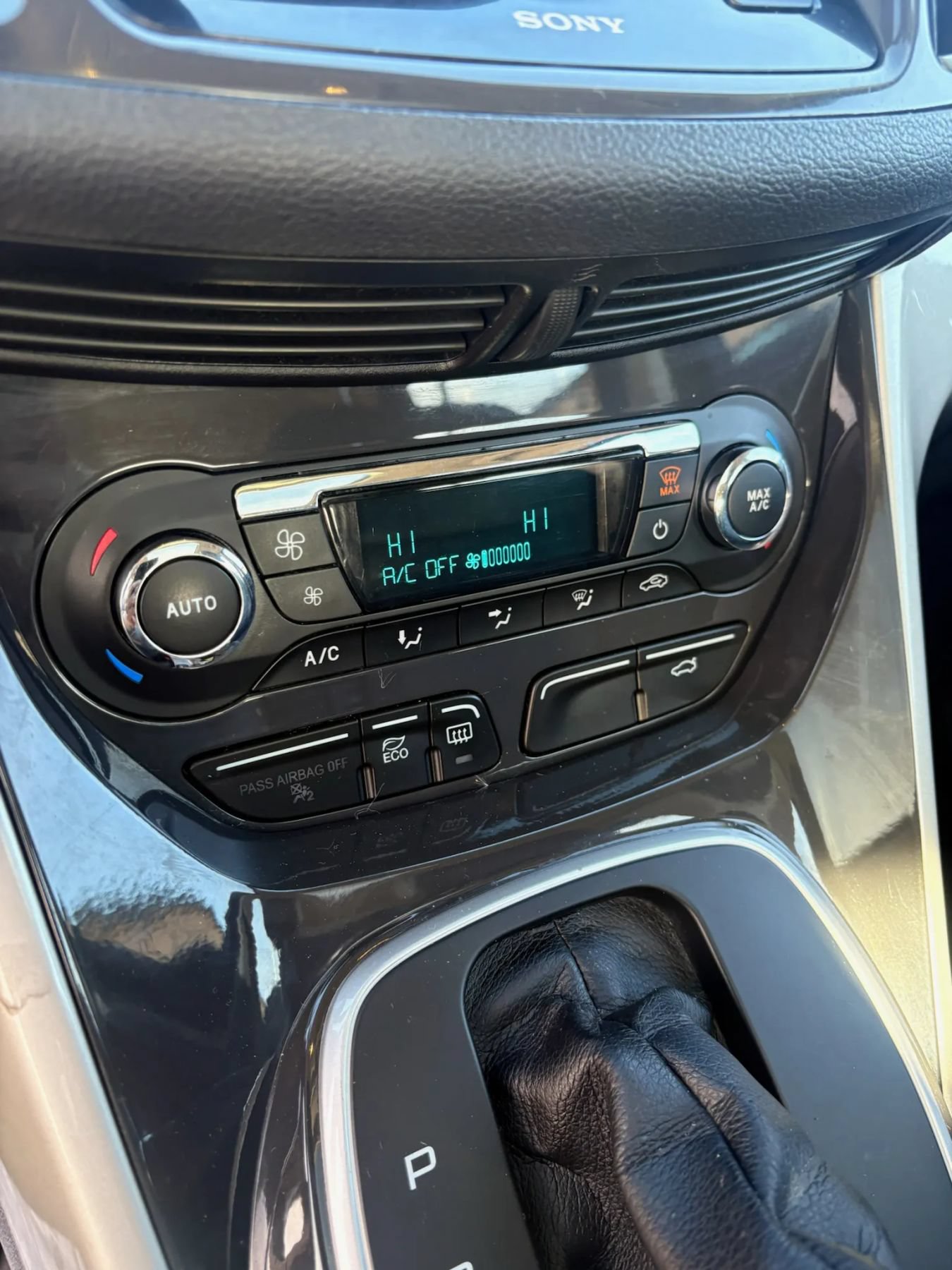 Used 2016 Ford C-MAX SEL w/ Equipment Group 302A FWD image 22