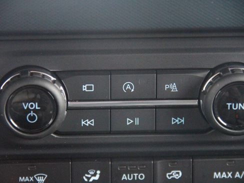 Used 2023 Ford Bronco Outer Banks image 33