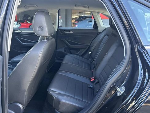 Used 2024 Volkswagen Jetta SE image 12