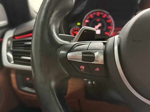 Used 2019 BMW X6 xDrive50i w/ M Sport Package image 19