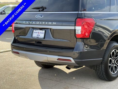 Certified 2024 Ford Expedition XLT image 8