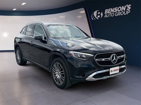 Used 2024 Mercedes-Benz GLC 300 4MATIC image 7