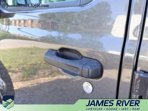 Used 2020 Jeep Wrangler Unlimited Sport AWD/4WD image 24