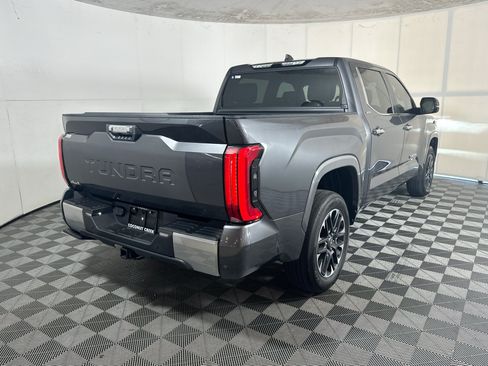 Used 2025 Toyota Tundra Limited AWD/4WD image 3