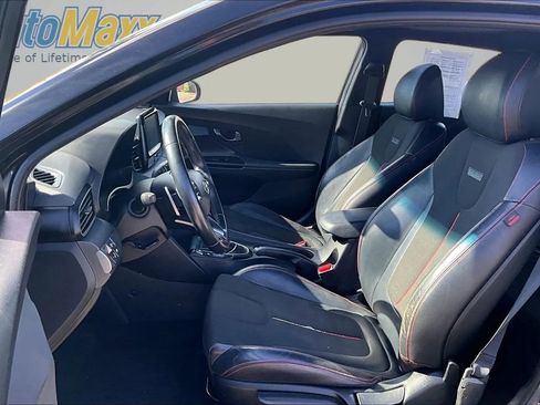 Used 2019 Hyundai Veloster 2.0 Premium FWD image 27