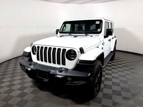 Used 2021 Jeep Wrangler Unlimited Sahara AWD/4WD image 3