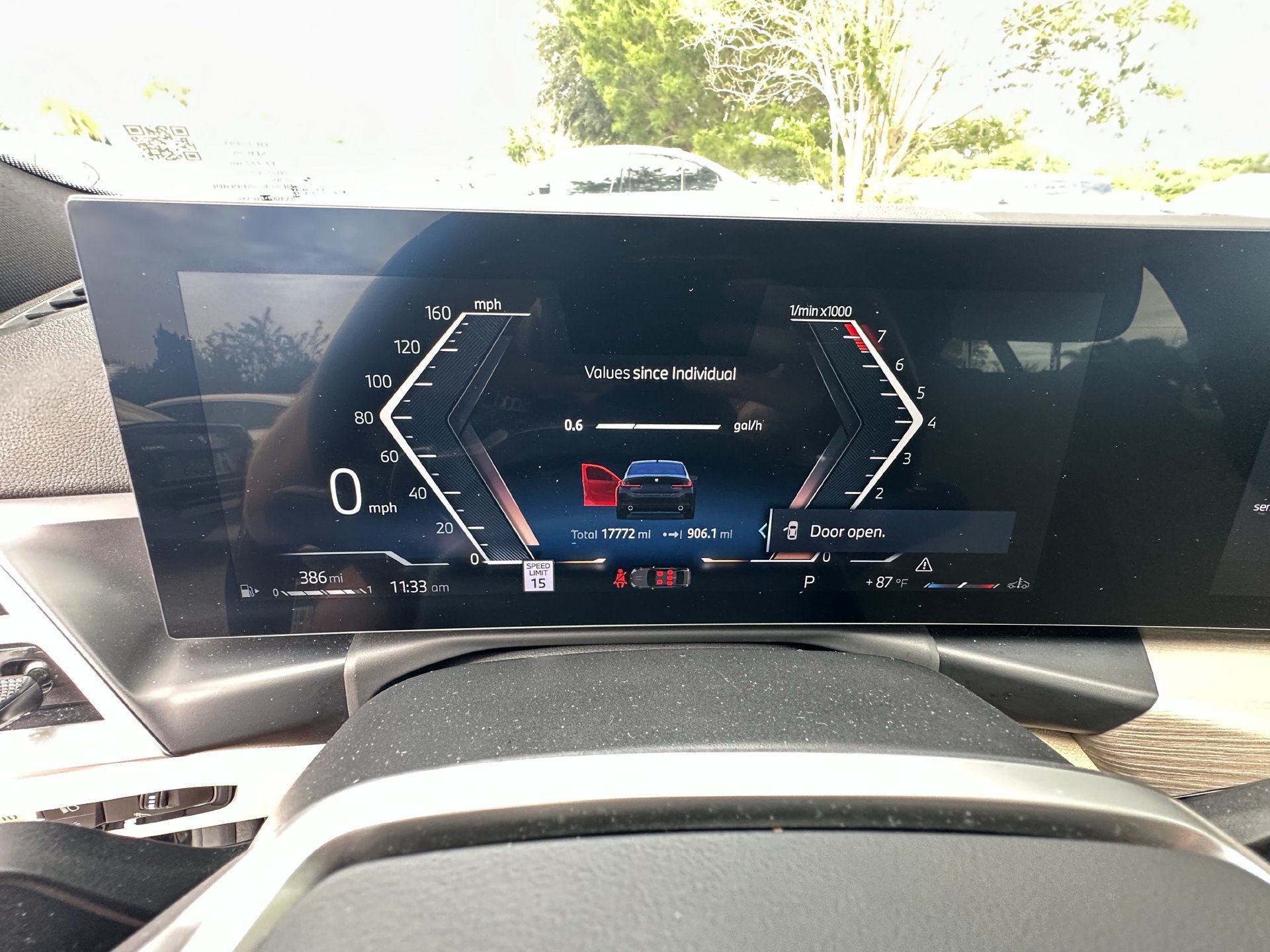 Certified 2025 BMW 330i Sedan RWD image 33