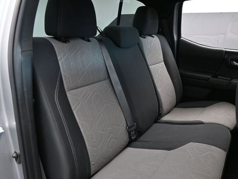 Used 2023 Toyota Tacoma 2WD Double Cab image 37