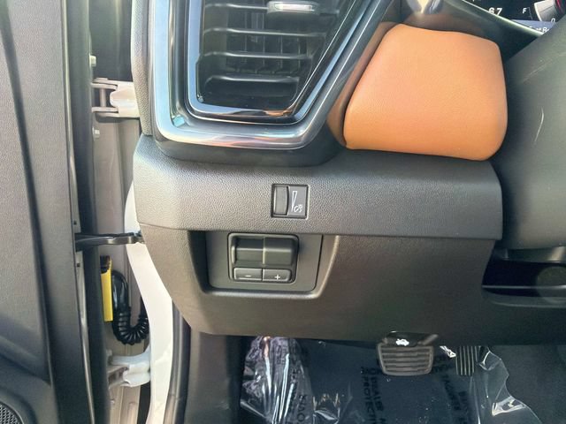New 2026 GMC Canyon AT4 w/ Technology Plus Package AWD/4WD image 30