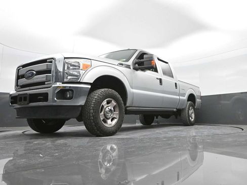 Used 2016 Ford F250 XLT w/ XLT Value Package image 33