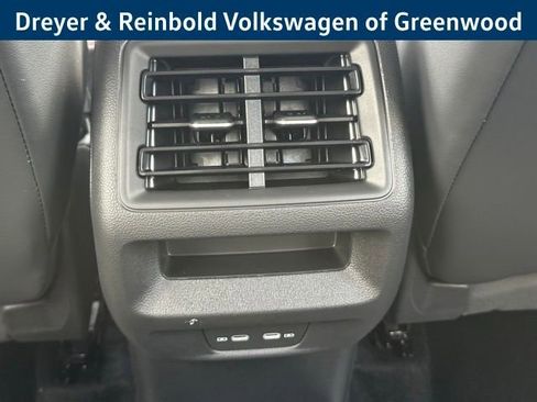 New 2026 Volkswagen Tiguan SE R-Line image 33